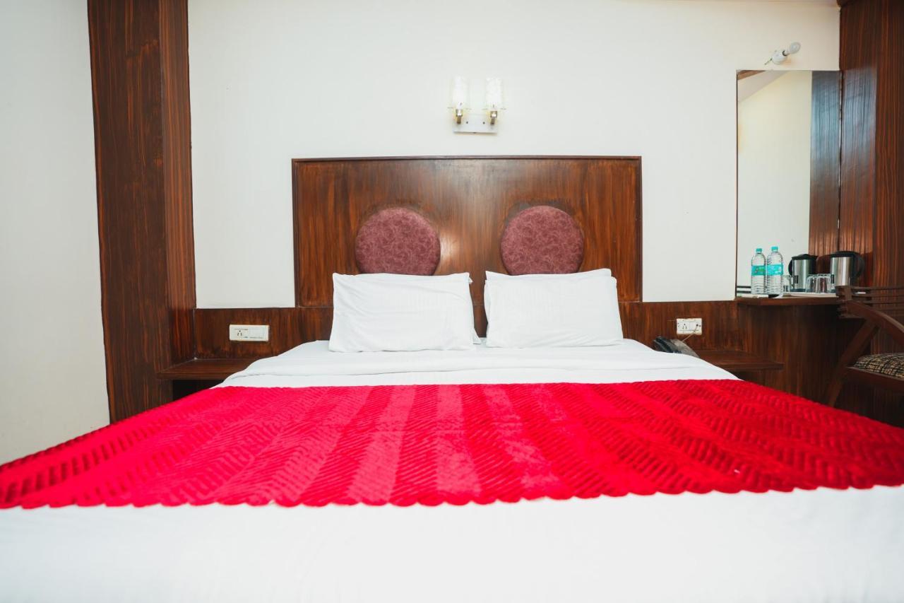 Hotel High 5 Land Delhi  Exterior foto