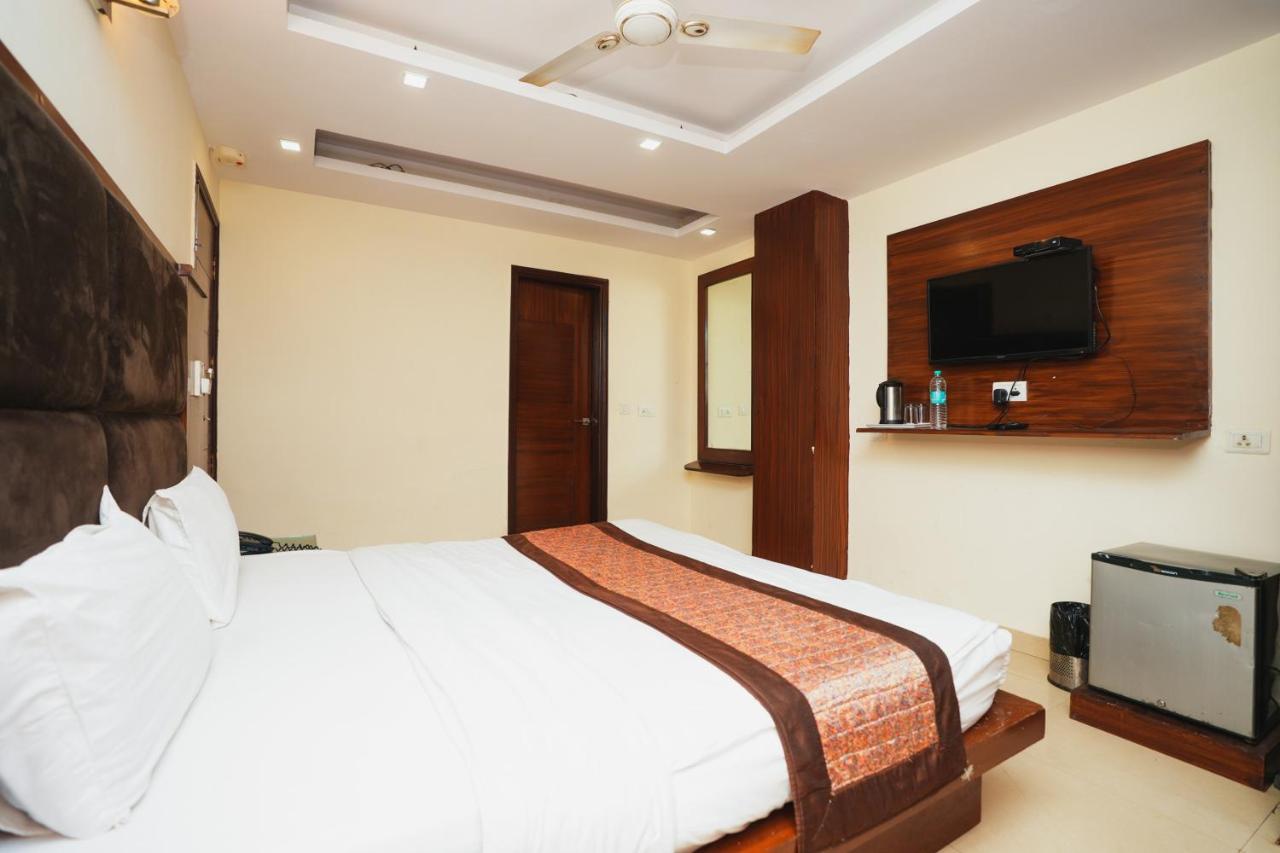 Hotel High 5 Land Delhi  Exterior foto